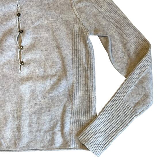 Free People Women’s Sz XS Gray Cashmere Liquid Sugar Henley Sweater - Picture 6 of 13